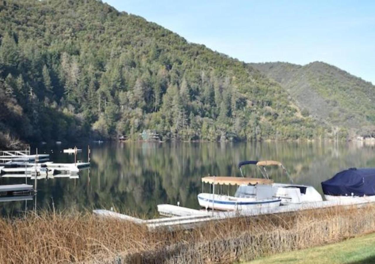 The Lodge At Blue Lakes Upper Lake Exterior photo